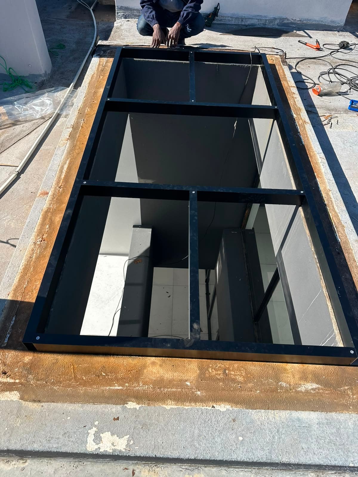 Replacement Aluminium Flat-Roof Skylights project photo 3