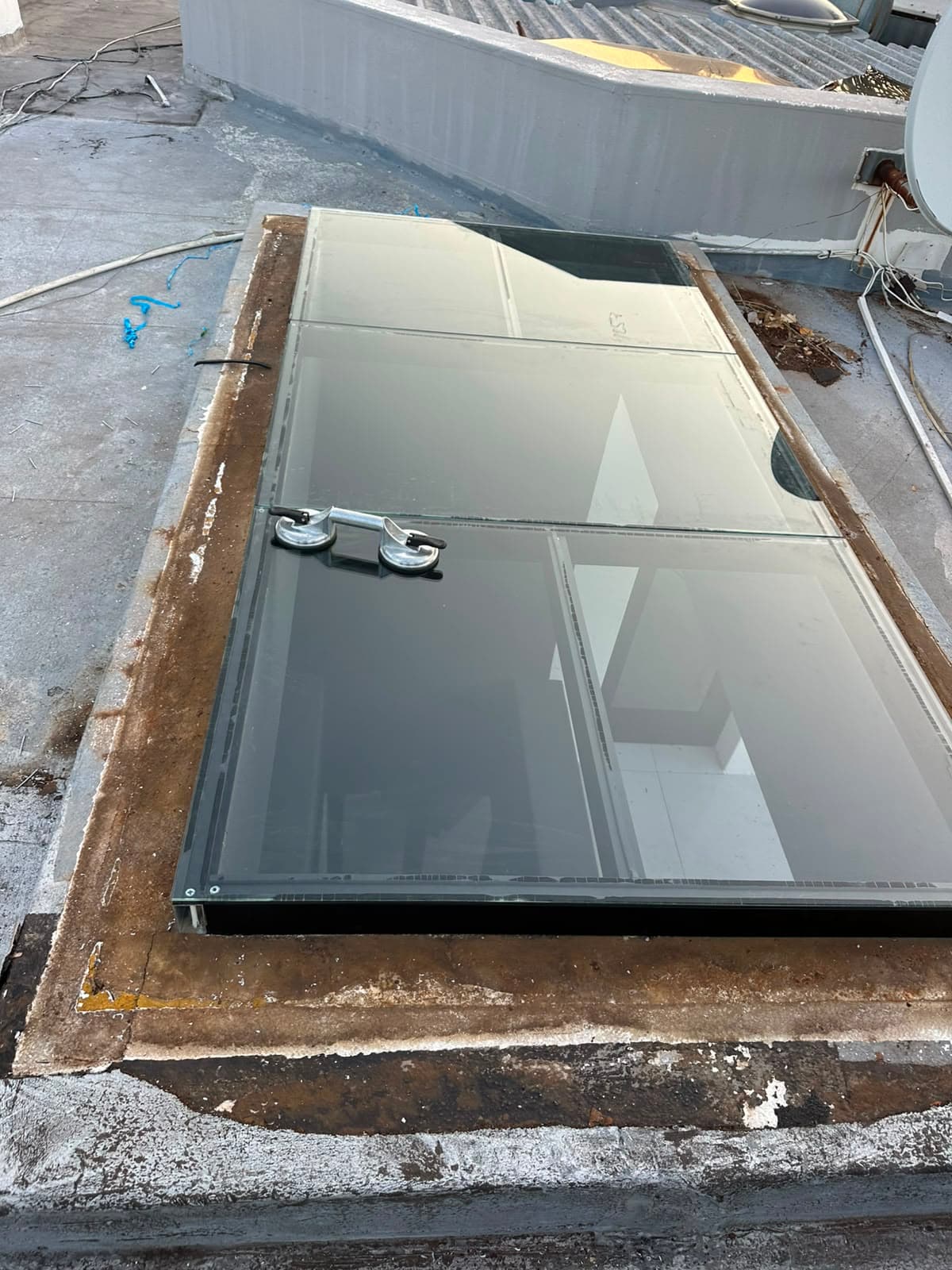 Replacement Aluminium Flat-Roof Skylights by AFG Aluminium