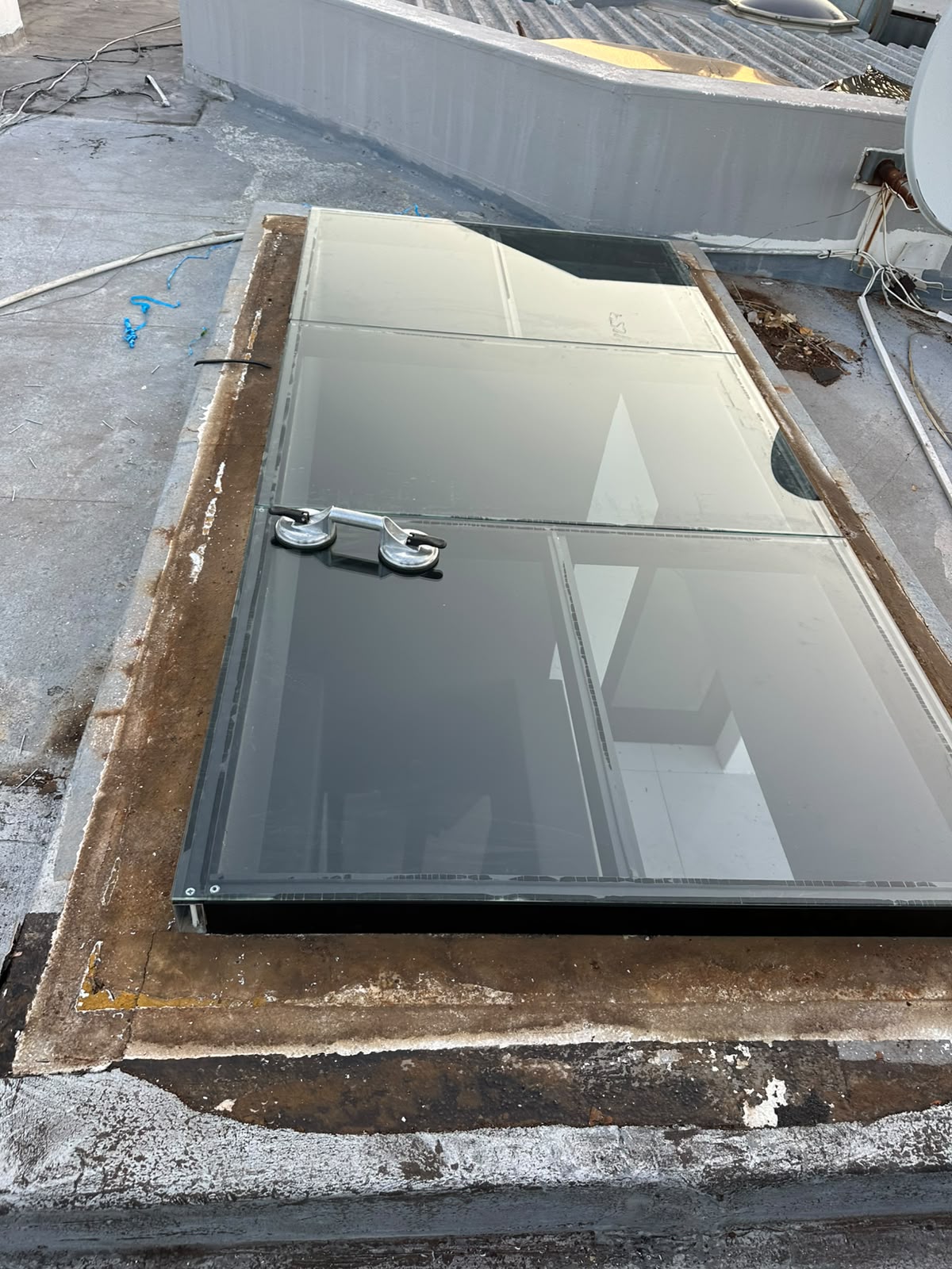 Replacement Aluminium Flat-Roof Skylights by AFG Aluminium
